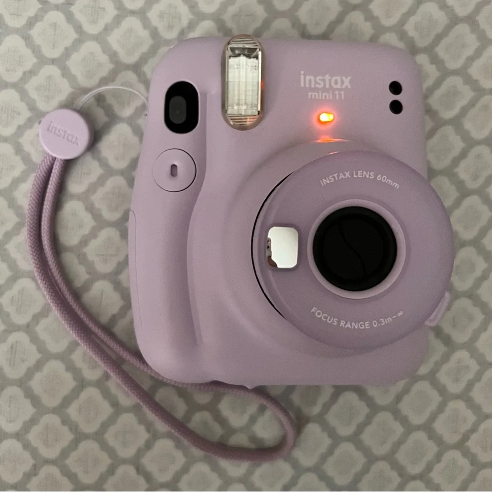 Fujifilm Instax Mini 11 Camera + Camera Case + Film